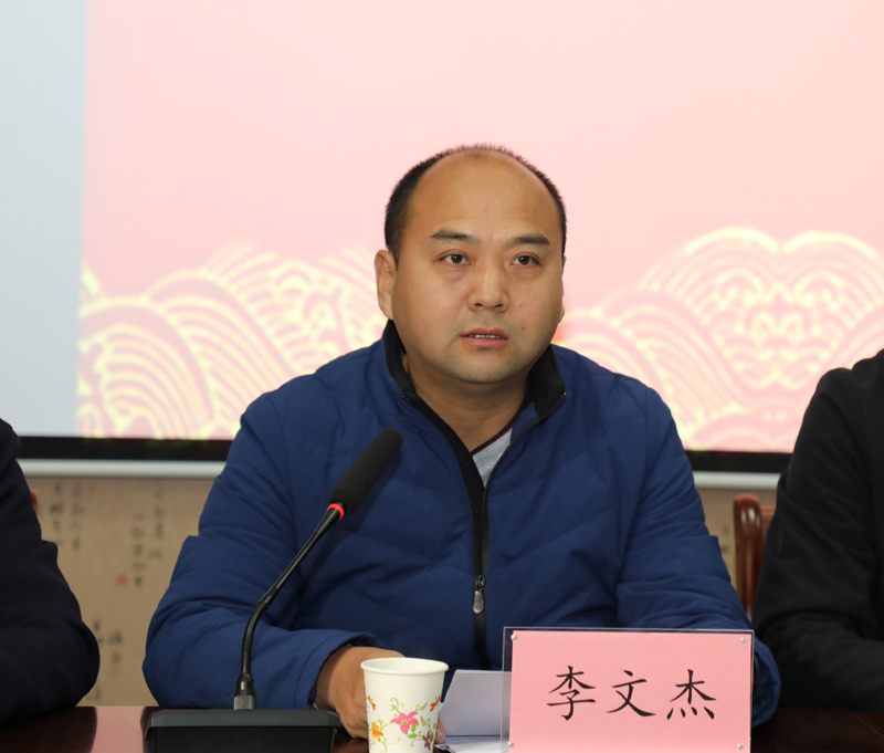 技術(shù)專家組組長李文杰教授作技術(shù)點(diǎn)評(píng).JPG 技術(shù)專家組組長李文杰教授作技術(shù)點(diǎn)評(píng).JPG