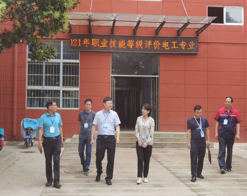 image001.jpg image001.jpg