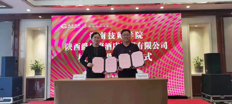 4.webp.jpg 4.webp.jpg