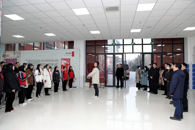 20211218_183124_004.jpg 20211218_183124_004.jpg